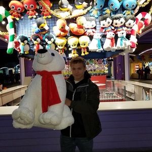 Meet your Posher, Connor